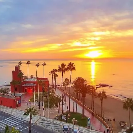 El Estudio De La Playa Benalbeach Holidays Deluxe * Benalmadena