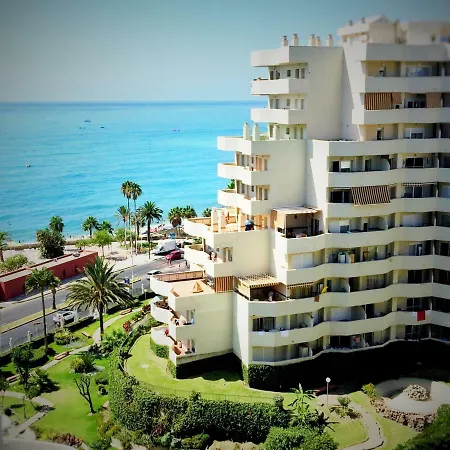El Estudio De La Playa Benalbeach Holidays Deluxe *