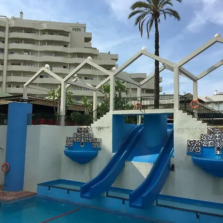 El Estudio De La Playa Benalbeach Holidays Deluxe
