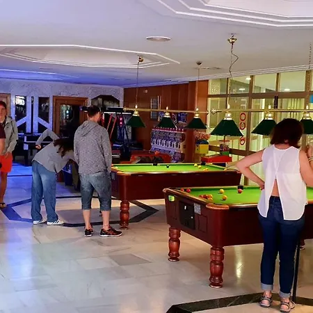 El Estudio De La Playa Benalbeach Holidays Deluxe