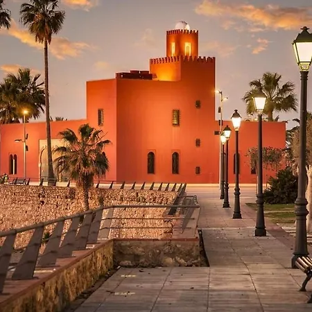 El Estudio De La Playa Benalbeach Holidays Deluxe * Benalmádena